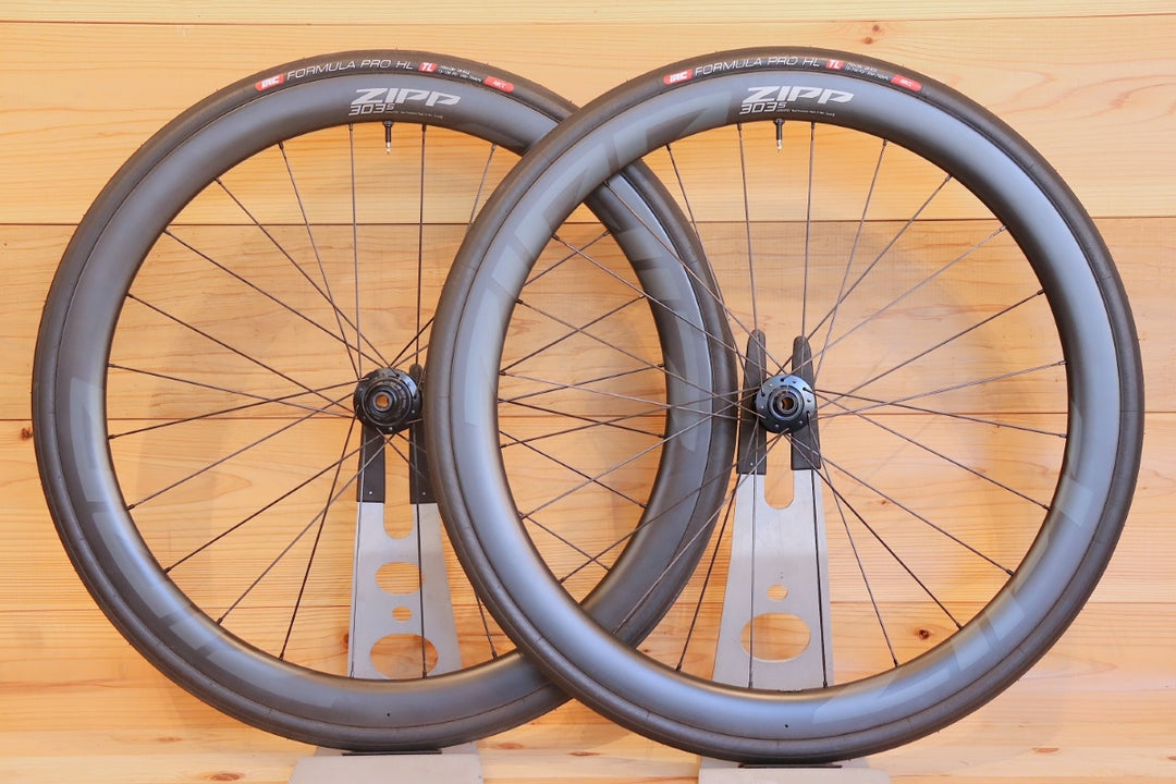 【コンディション極上】ジップ ZIPP 303S DISC カーボン チューブレス フックレス ホイールセット シマノ12/11S 23mm 【千葉店】