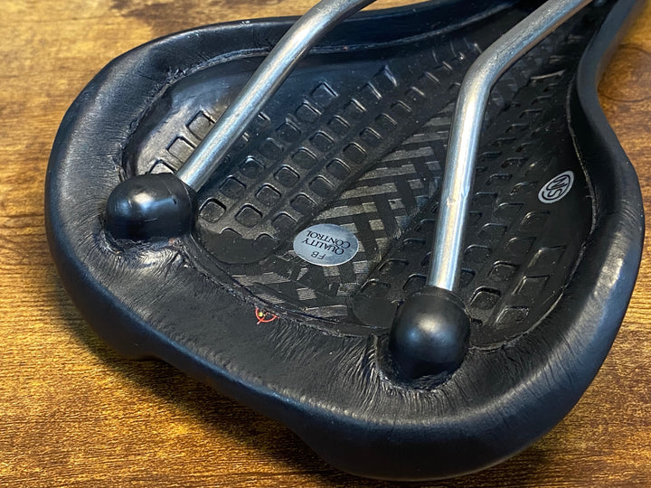 KQ267 セライタリア SELLE ITALIA フライト FLITE 1990 サドル