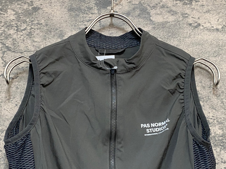 JY507 パスノーマルスタジオ PAS NORMAL STUDIOS Mechanism Stow Away Gilet ジレ サイクルベスト グレー S
