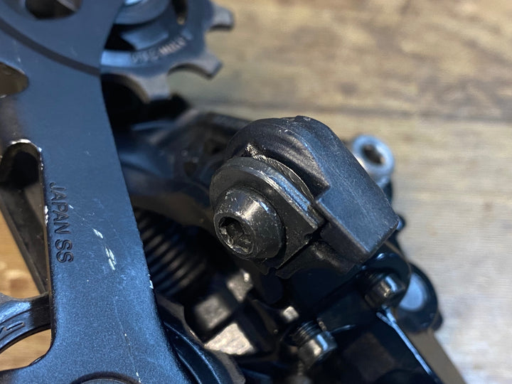 JJ034 シマノ SHIMANO 105 RD-R7000 リアディレイラー SS