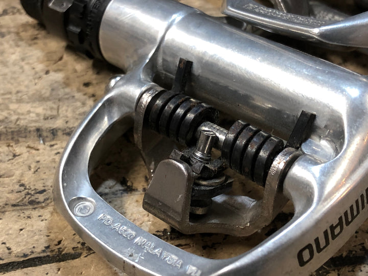 JX056 シマノ SHIMANO PD-A520 ビンディングペダル SPD シルバー