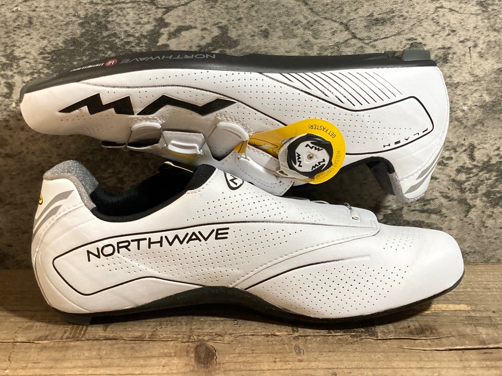 JZ683 ノースウェーブ Northwave FLASH 2 CARBON ビンディングシューズ
