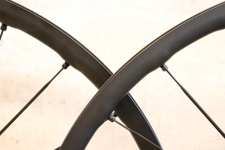 未使用品 マヴィック MAVIC キシリウム KSYRIUM SL 25 DISC チューブレスレディ アルミ シマノ 12/11S ホイールセット 【さいたま浦和店】