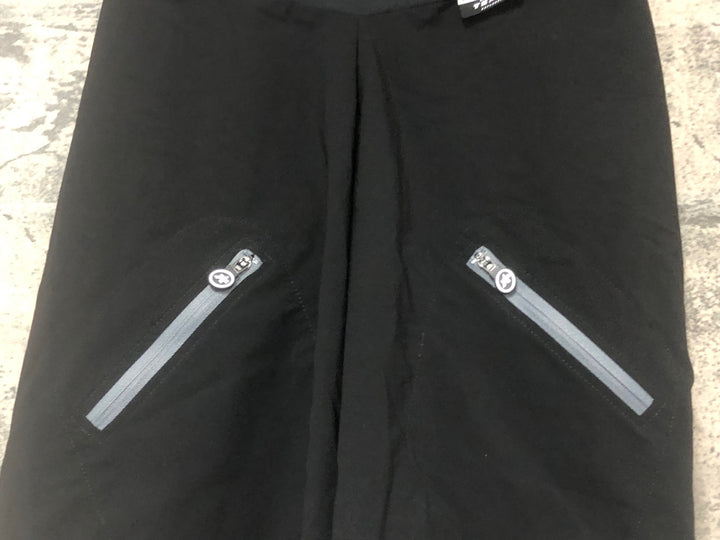 JE025 アソス ASSOS TRAIL Cargo サイクルパンツ XS レディース