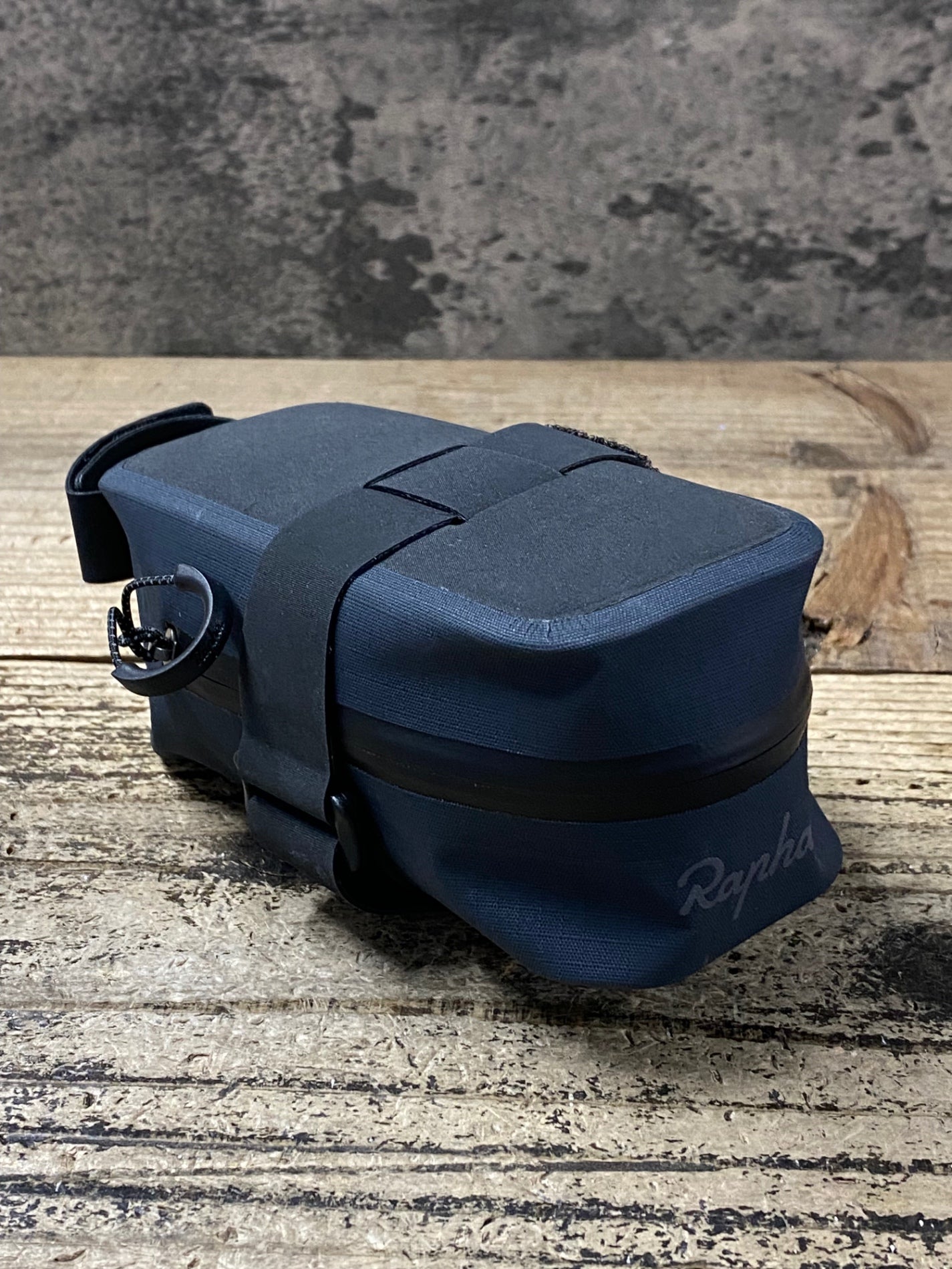 【未使用・値下げ】Rapha ウォータープルーフバーパック stangel-rapha-scotland-2018-