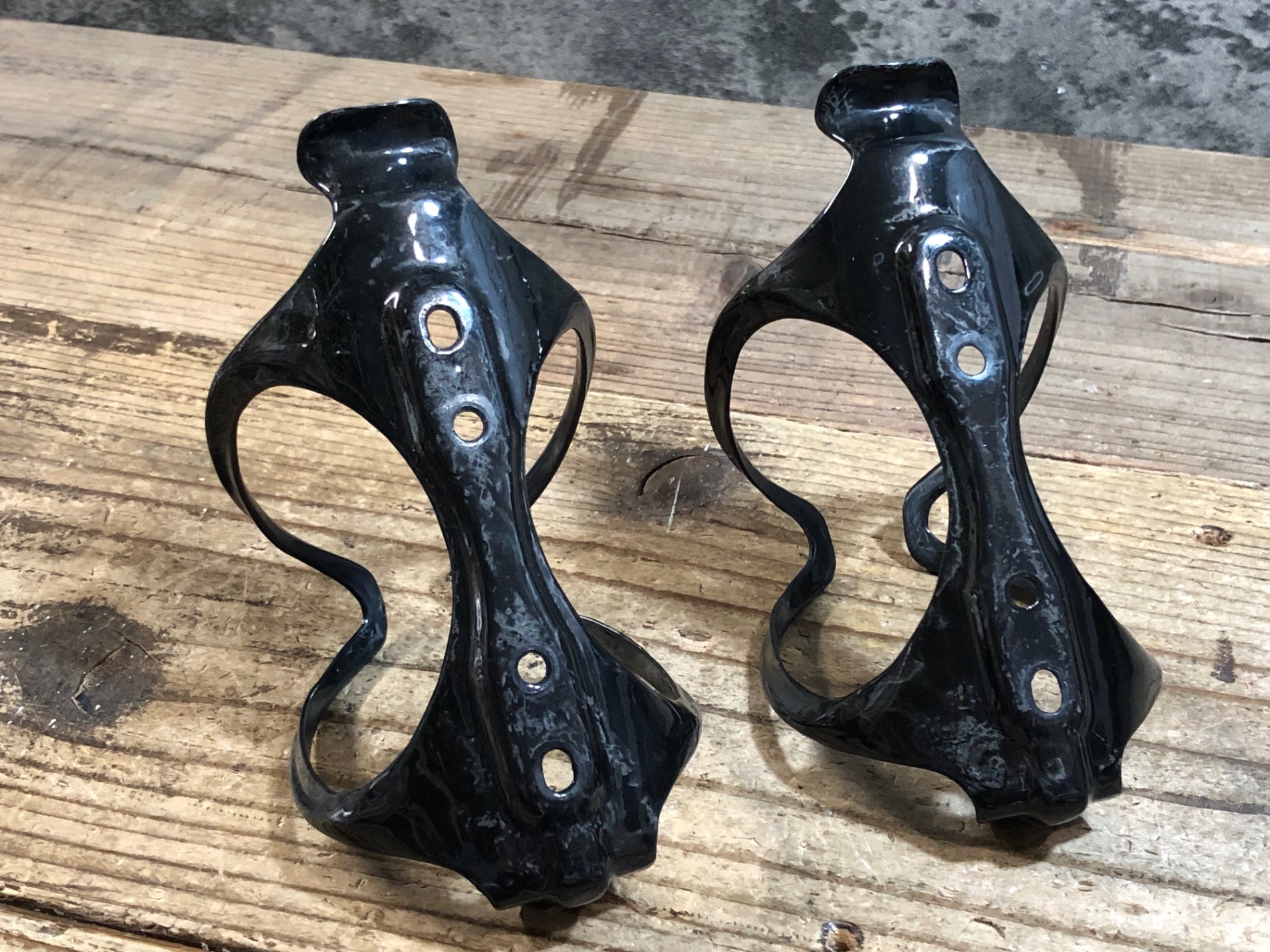 KI916 アランデル ARUNDEL カーボン ボトルケージ 2個セット – BICI