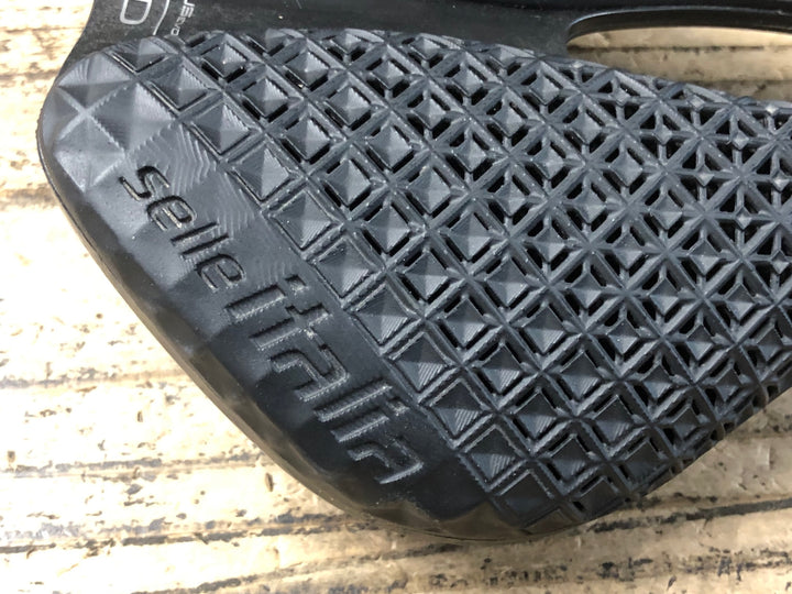 KF873 セライタリア selle ITALIA NOVUS BOOST EVO 3D SUPERFLOW サドル 黒 Ti316レール 145mm