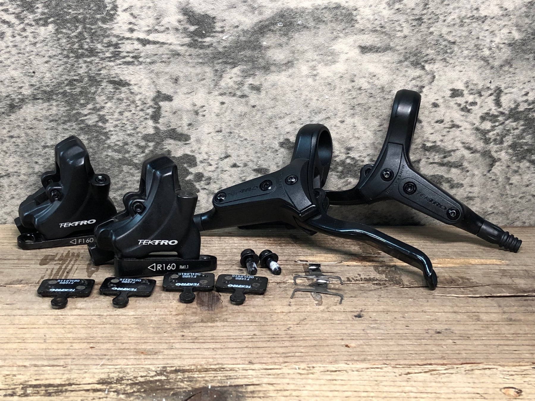 TEKTROテクトロ ブレーキブースター 2個セット 未使用！ TEKTROテクトロ ブレーキブースター 2個セット 未使用！ TEKTRO