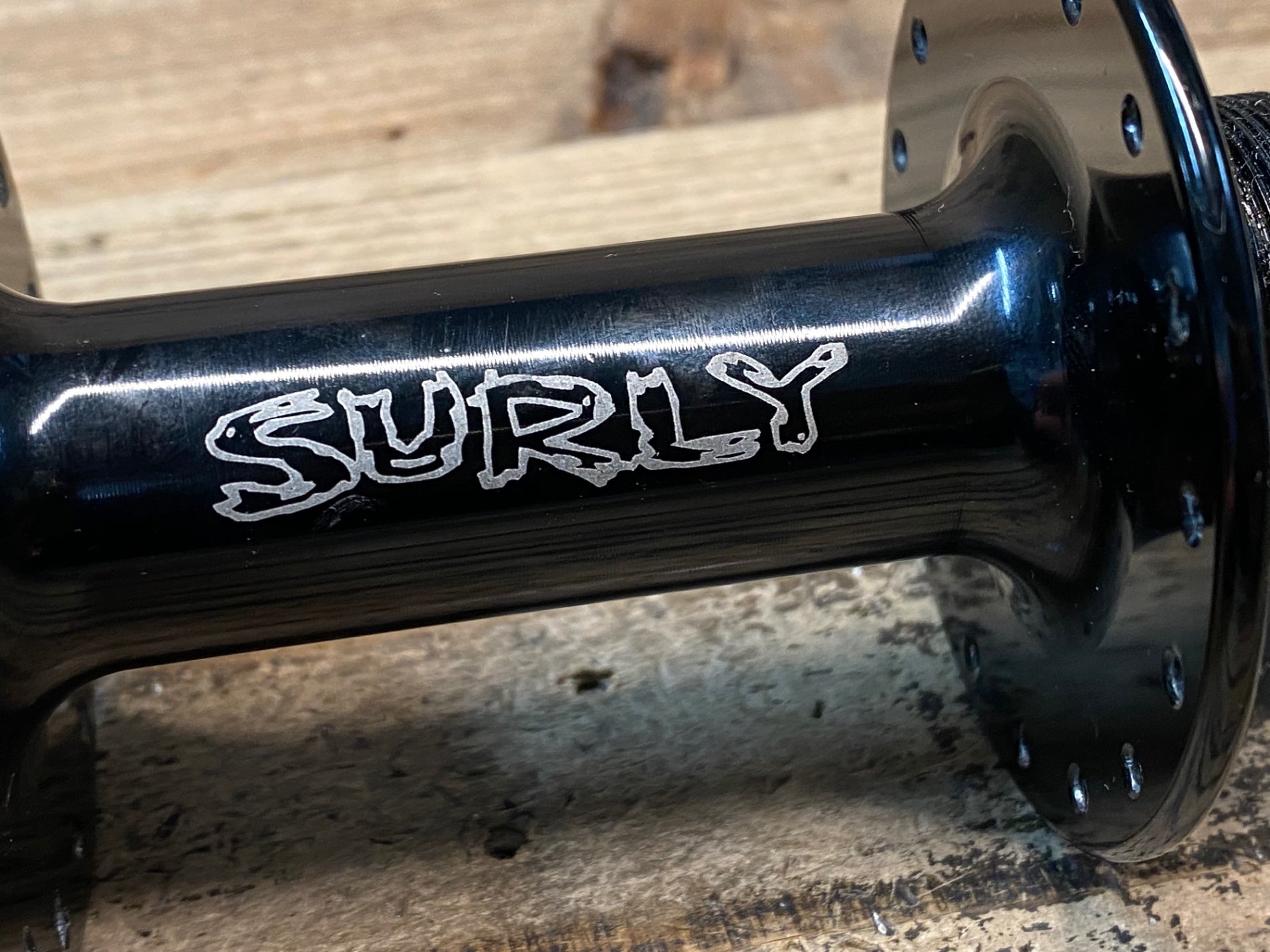 JP197 サーリー SURLY ultra new disc rear hub ハブ 32H シングル