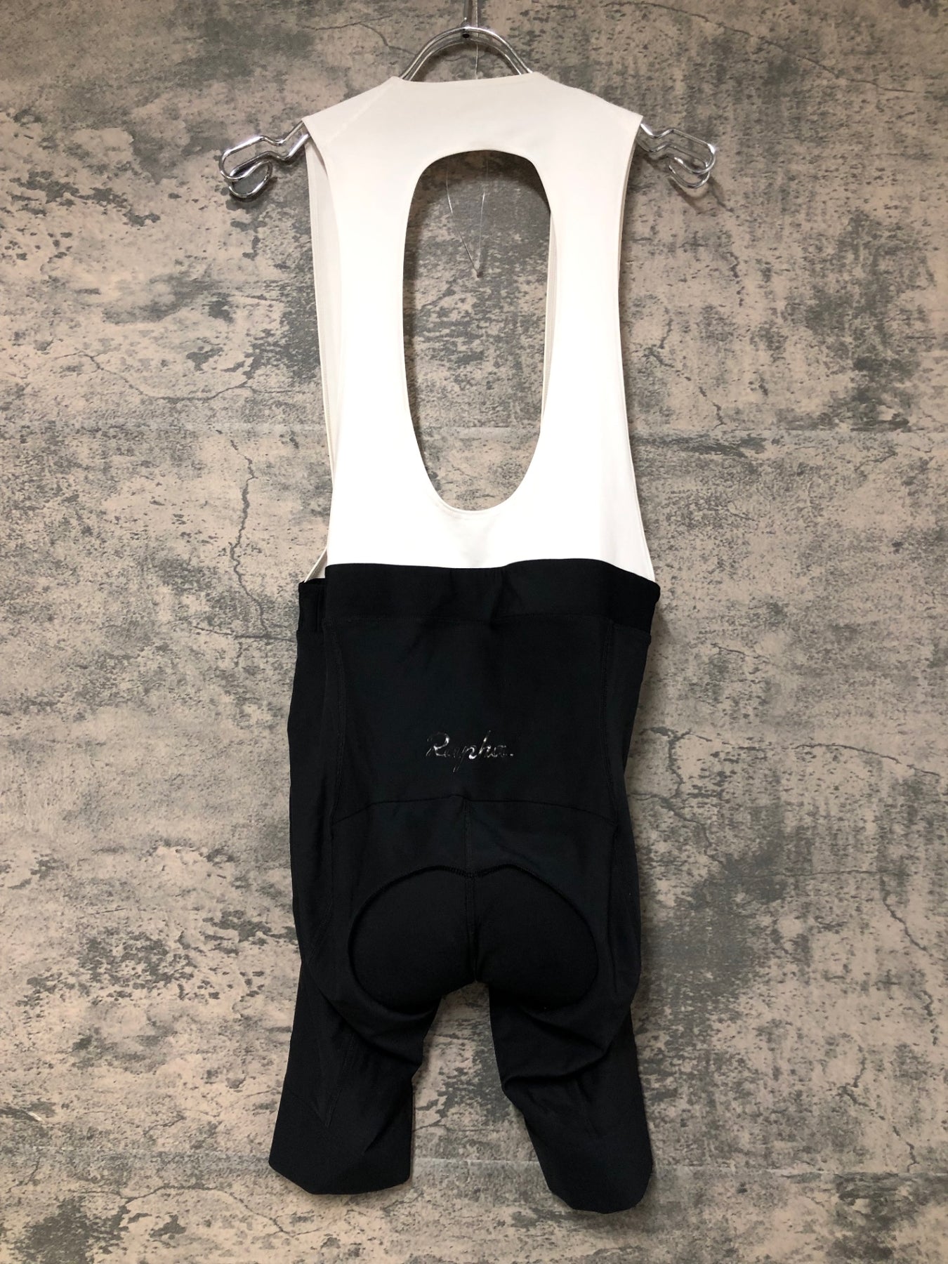 ラファ Rapha CORE BIB SHORTS ビブショーツ ブラック XS KB637 ラファ Rapha CORE BIB SHORTS ビブショーツ 黒 L – BICI AMORE
