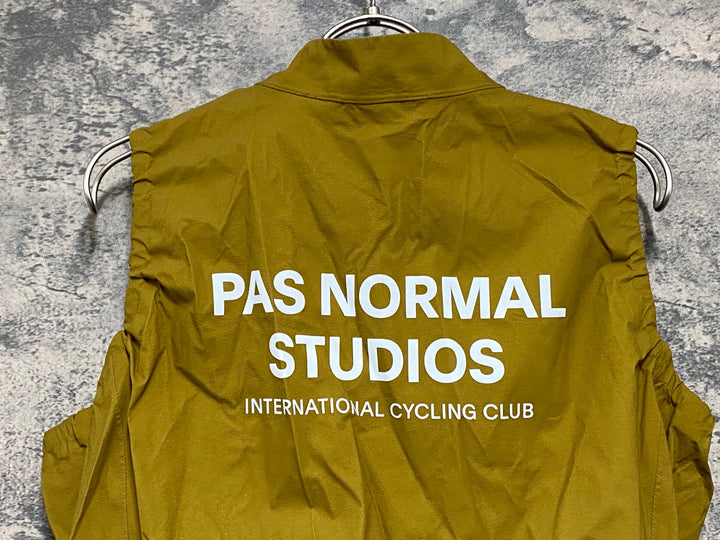 JV855 パスノーマルスタジオ PAS NORMAL STUDIO RAIN GILET ジレ サイクルベスト ブラウン XL