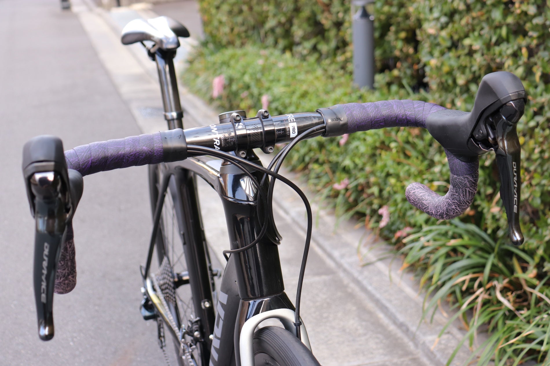 トレック TREK  Domane SLR 2018 540サイズ デュラエースMIX 11S カーボン ロードバイク sOa5oTYK7QGh5Oju71Ez1fK4oQb3pz