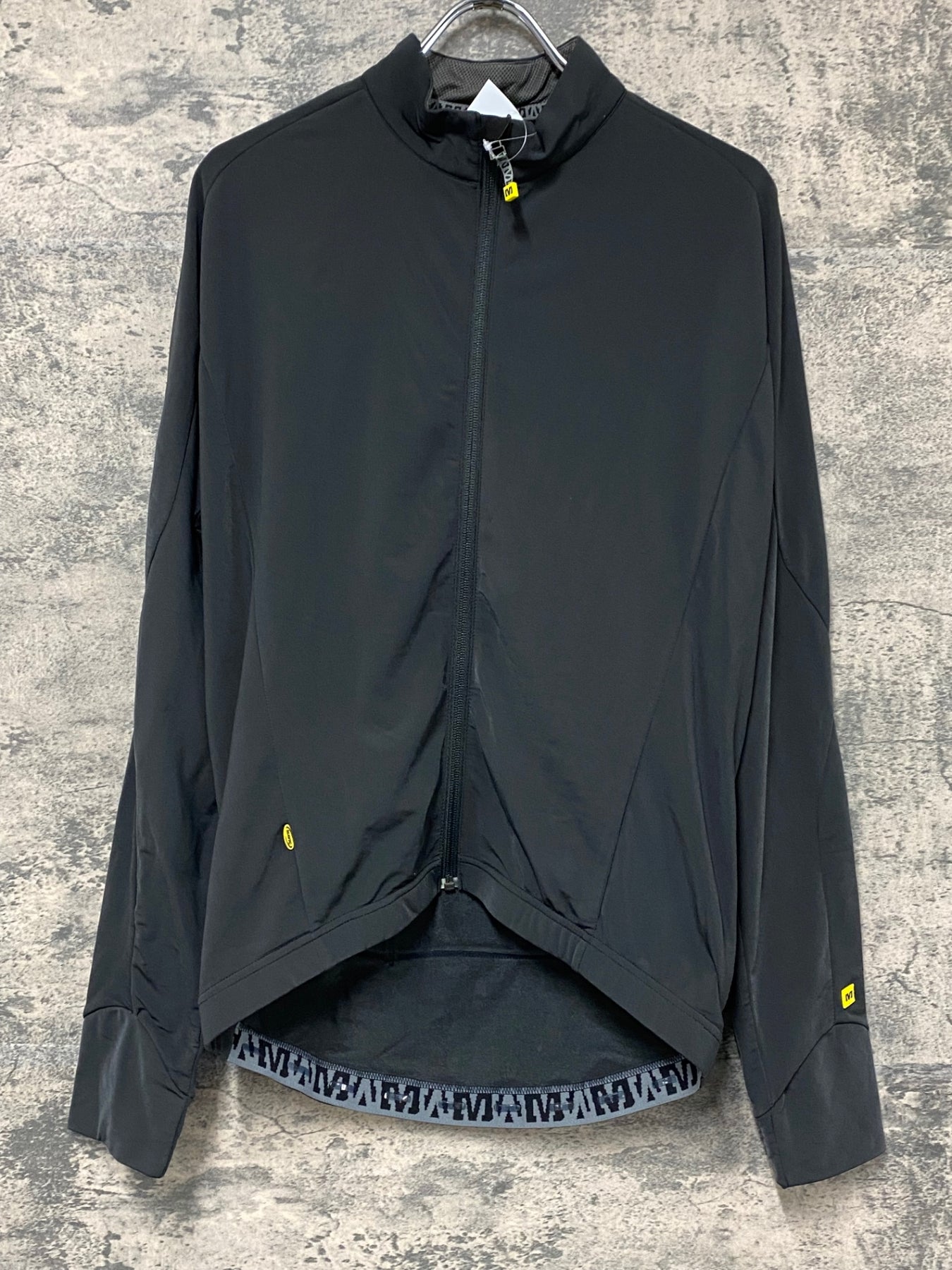 【中古美品】black more (ブラックモア)サイクルジャージ 長袖 M JE470 マヴィック MAVIC 長袖 サイクルジャージ 黒 O 裏起毛 – BICI
