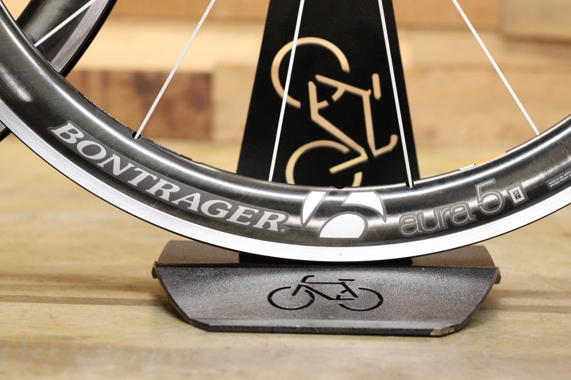 ボントレガー BONTRAGER オーラ AURA 5 アルミ カーボン クリンチャー