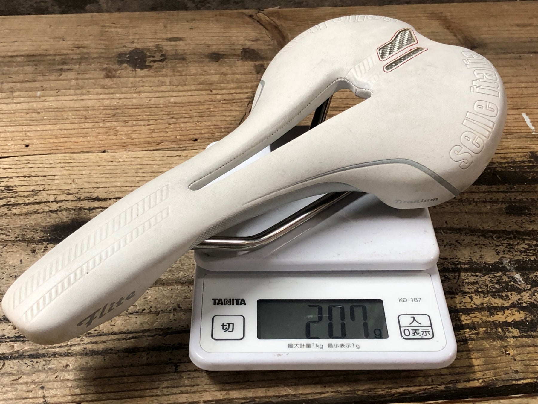 JX796 セライタリア selle italia Flite サドル フロー チタンレール JX796 セライタリア selle italia Flite サドル フロー チタンレール