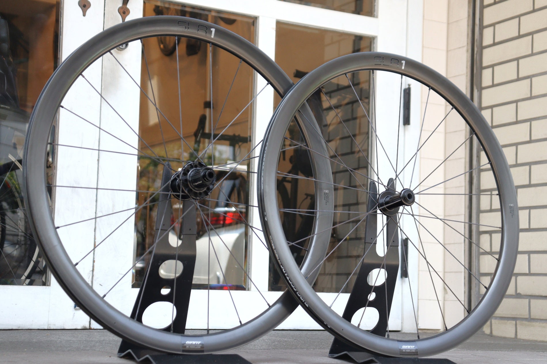 ジャイアント GIANT SLR1 36 DISC シマノ 11S/12S カーボン
