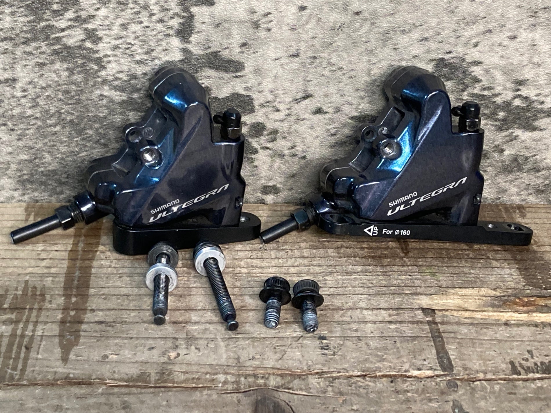 IO612 シマノ SHIMANO アルテグラ ULTEGRA BR-R8070 ディスクブレーキ