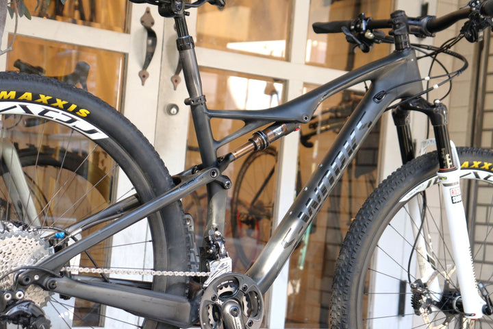 スペシャライズド SPECIALIZED エピック S-WORKS EPIC FSR 2017モデル Mサイズ シマノ デオーレXT M8000 MIX 11S カーボン マウンテンバイク 【横浜店】