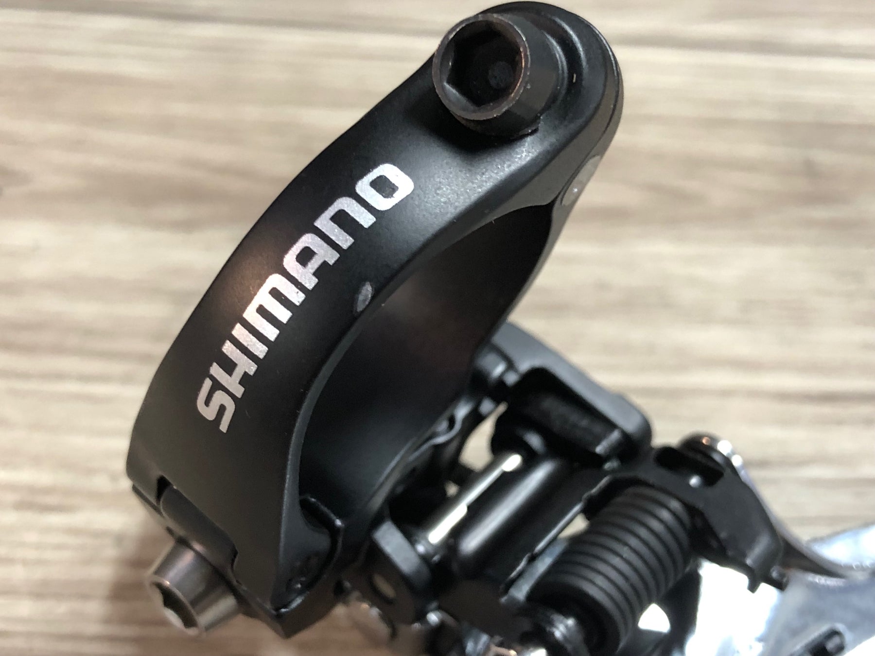 JM564 シマノ SHIMANO GRX FD-RX810 フロントディレイラー Φ31.8