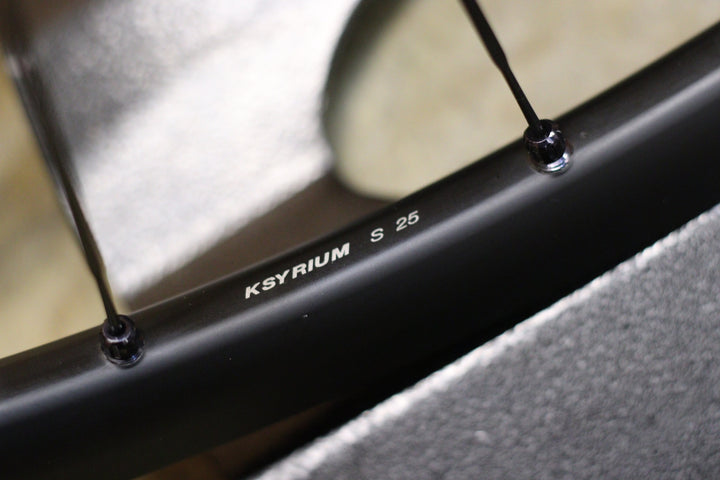 マヴィック MAVIC キシリウム KSYRIUM S 25 DISC アルミ チューブレスレディ ホイールセット シマノ 12/11S 【立川店】