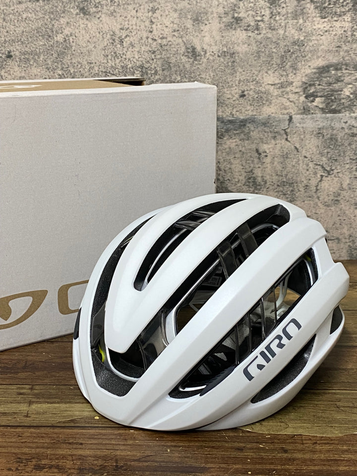 JT952 ジロ GIRO アリーズ スフェリカル ARIES SPHERICAL AF Asian fit ヘルメット Mips L 白 2025年5月製造