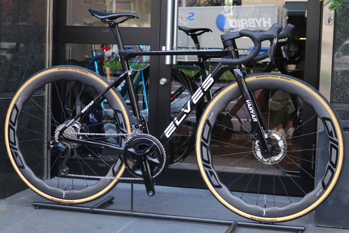 エルヴス ELVES ヴァンヤール VANYAR PRO DISC 2024モデル 50サイズ 105 R7170 Di2 11S カーボン ロードバイク 【東京南麻布店】