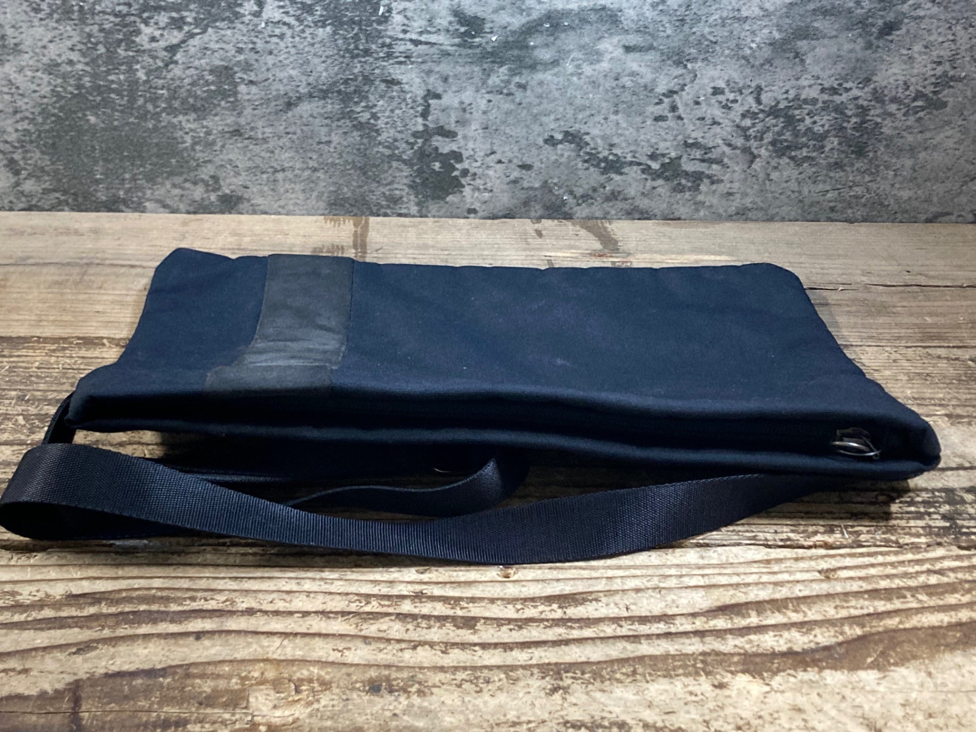 【未使用品】rapha misette ミュゼ サコッシュ ショルダーバッグ KD505 ラファ Rapha Musette サコッシュ 黒 ※スレ – BICI AMORE ONLINE