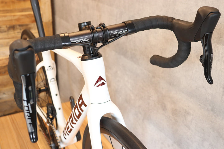 決算SALE メリダ MERIDA スクルトゥーラ SCULTURA 8000 2025モデル XSサイズ SRAM FORCE e-Tap AXS 12S カーボン ロードバイク 【さいたま浦和店】