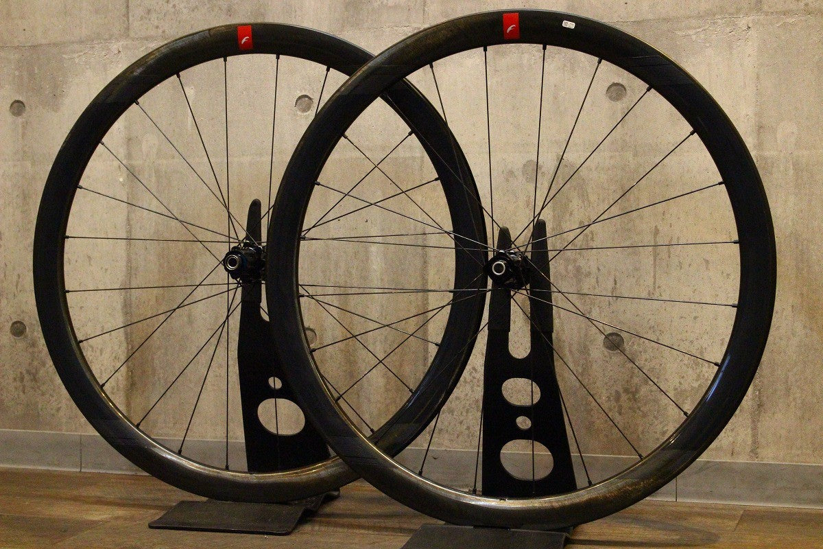 フルクラム FULCRUM ウィンド WIND 40 DB カーボン チューブレスレディ