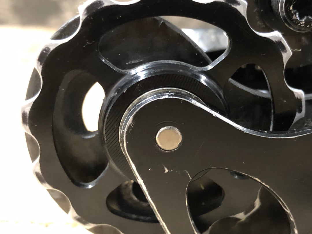 JU386 カンパニョーロ CAMPAGNOLO スーパーレコード SUPER RECORD 11 リアディレイラー  社外製ビッグプーリー ※プーリー軸ボルト加工品