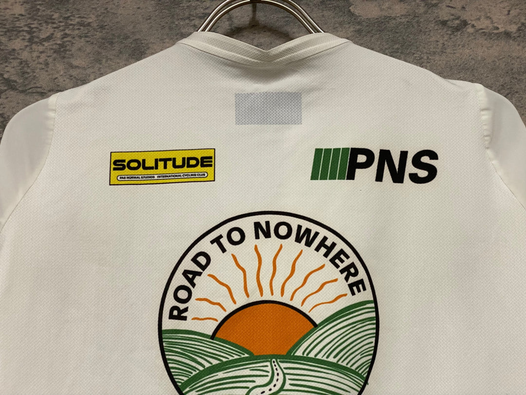 KF517 パスノーマルスタジオ PAS NORMAL STUDIOS Men's Solitude Logo Jersey 半袖 サイクルジャージ 白 M