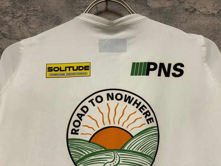 KF517 パスノーマルスタジオ PAS NORMAL STUDIOS Men's Solitude Logo Jersey 半袖 サイクルジャージ 白 M
