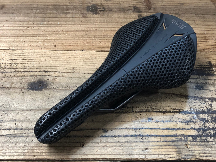 KN130 フィジーク FIZIK アンタレス ANTARES VERSUS ADAPTIVE R3 kiumレール 139mm