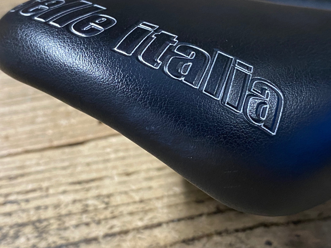 KR136 セライタリア selle italia Q-bik サドル 黒 138mm FEC ALLOY
