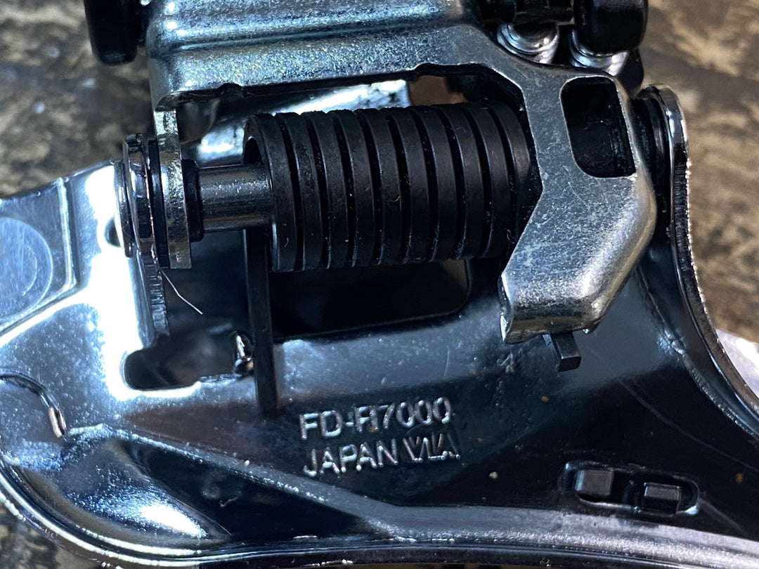 JN564 シマノ SHIMANO 105 FD-R7000 フロントディレイラー バンド式 Φ34.9