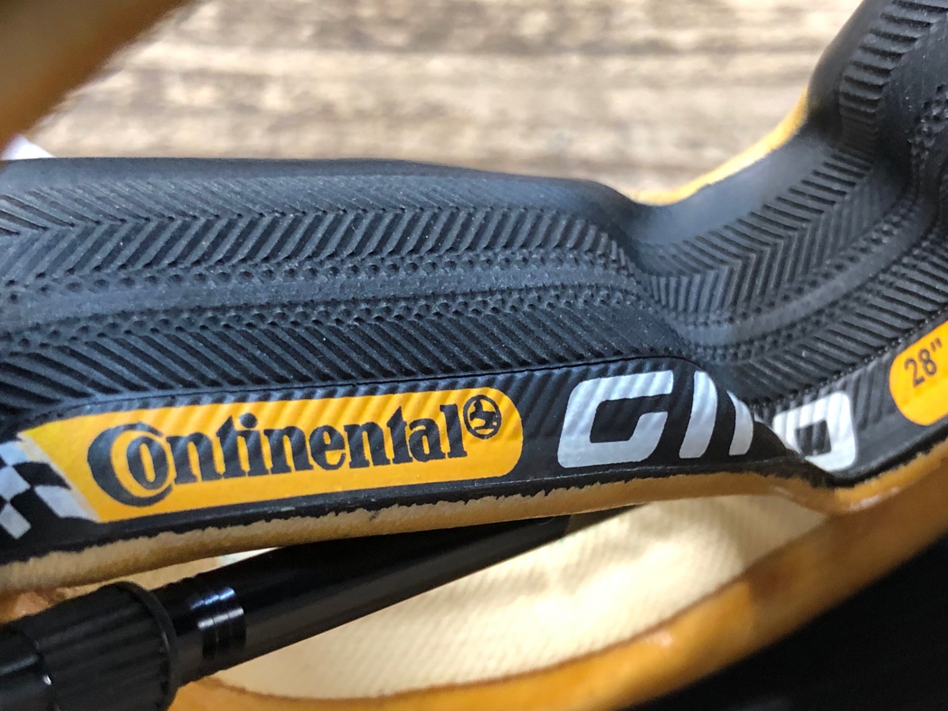 JX054 コンチネンタル Continental GIRO チューブラータイヤ サイド