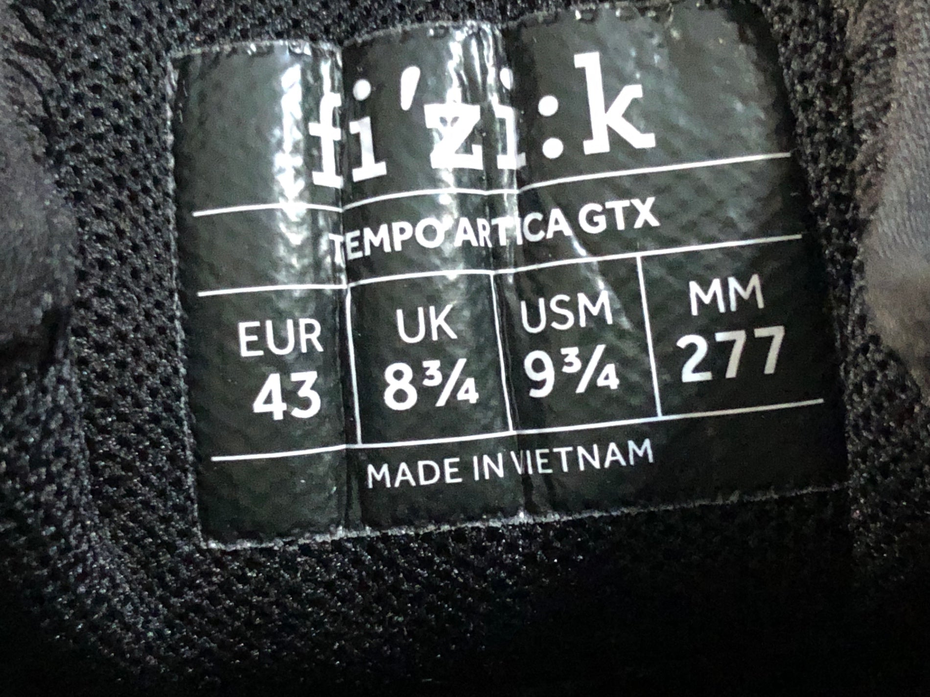 KA966 フィジーク fizik TEMPO ARTICA GTX ビンディングシューズ EU43