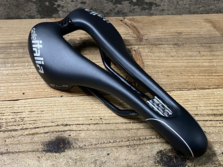 KD893 セライタリア selle italia SLR SUPERFLOW サドル 黒 MANGANESEレール