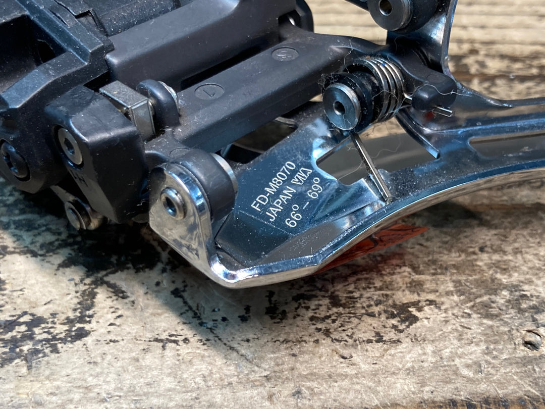 JH753 シマノ SHIMANO DEORE XT FD-M8070 Di2 フロントディレイラー 動作確認済