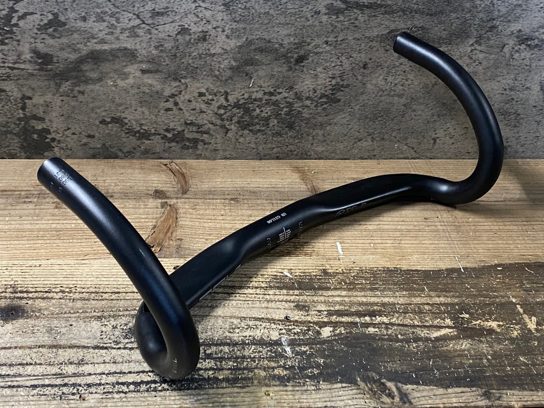 JP353 シマノ SHIMANO PRO VIBE エアロパシュート アルミ ドロップハンドル Φ31.8 ブラケットC-C380mm