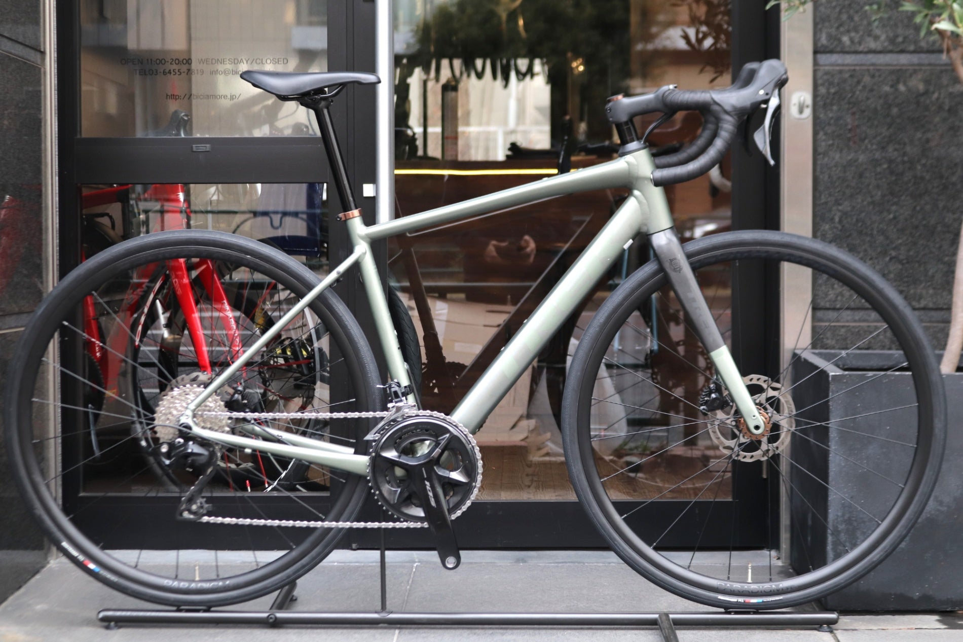 トレック TREK ドマーネ DOMANE AL5 GEN4 2026モデル 52サイズ シマノ