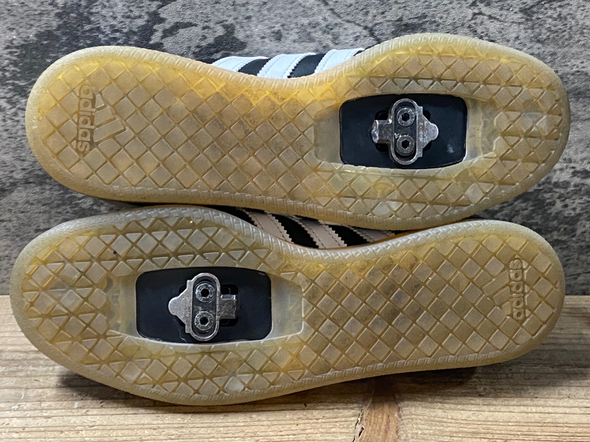 KD342 アディダス adidas VELOSAMBA ビンディングシューズ 黒 2穴 26cm