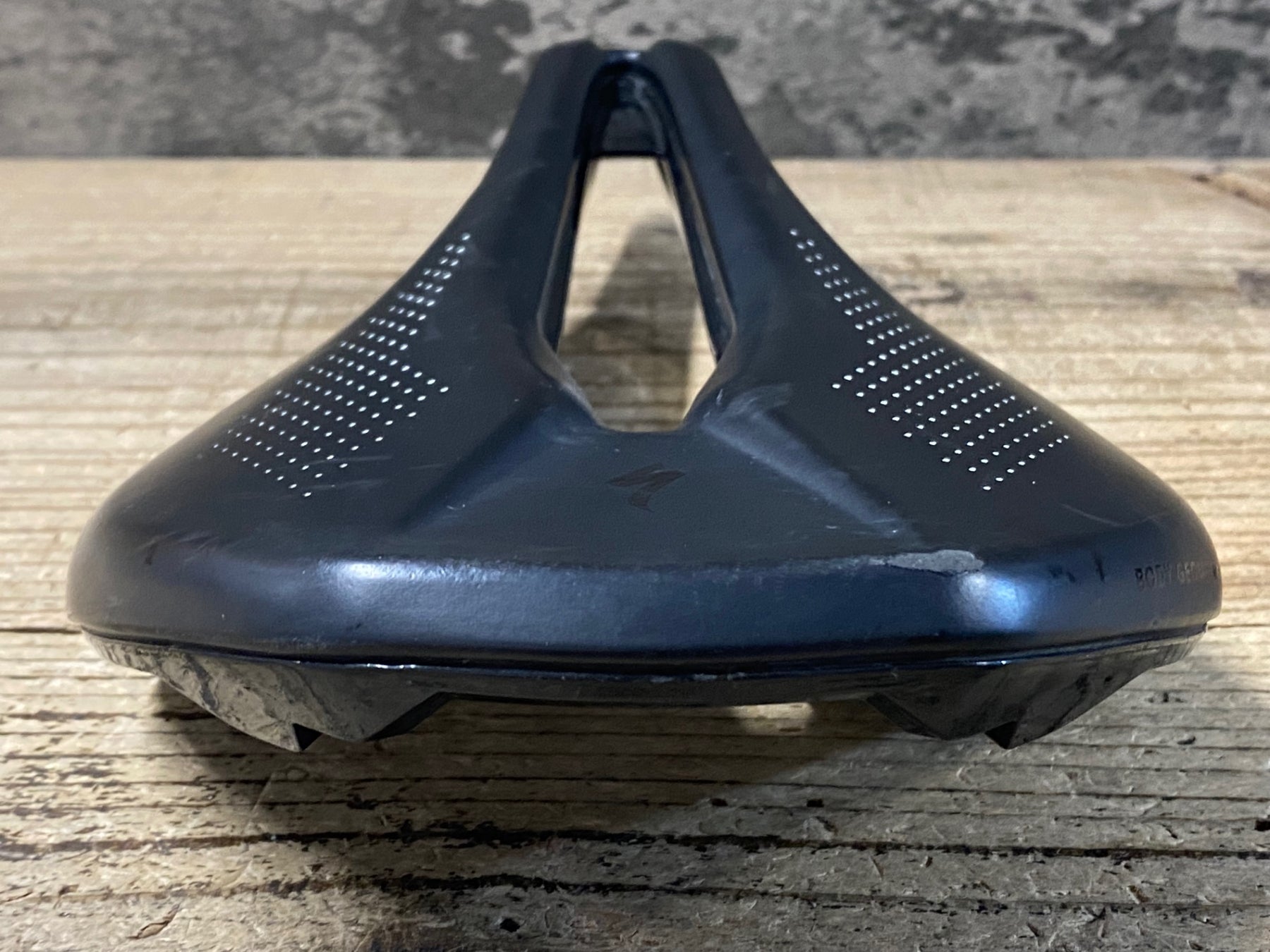 JP740 スペシャライズド SPECIALIZED POWER COMP サドル 黒 143mm