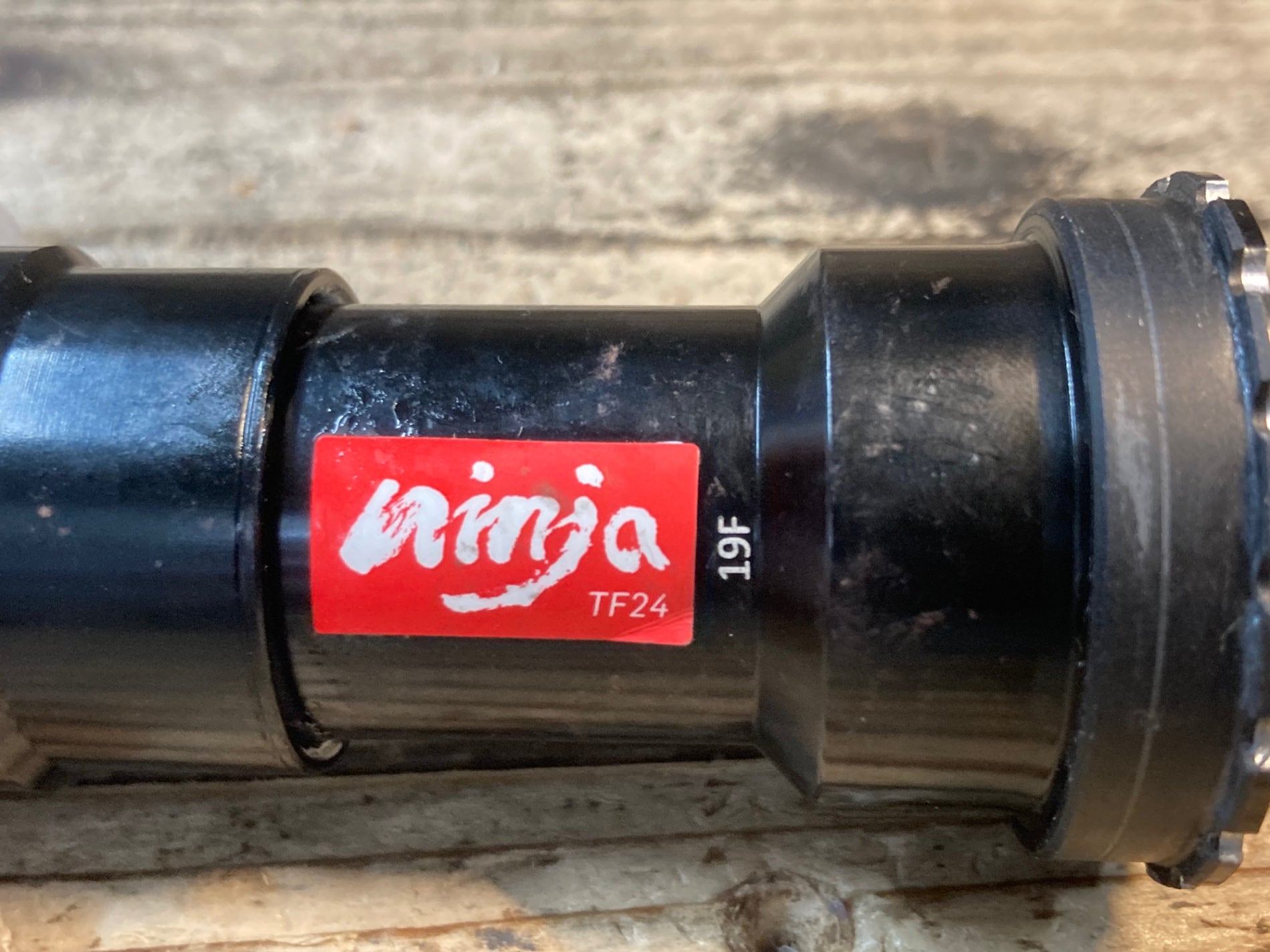 JT689 トーケン TOKEN ニンジャ Ninja TF24 BB86 ボトムブラケット