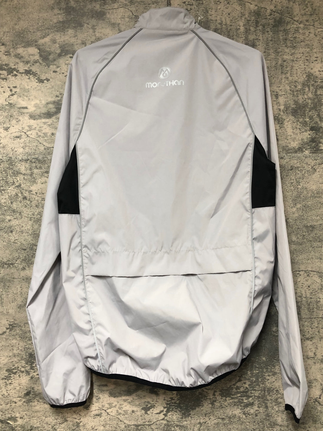 KB887 モーゼン morethan 長袖 ウィンドブレーカー グレー M
