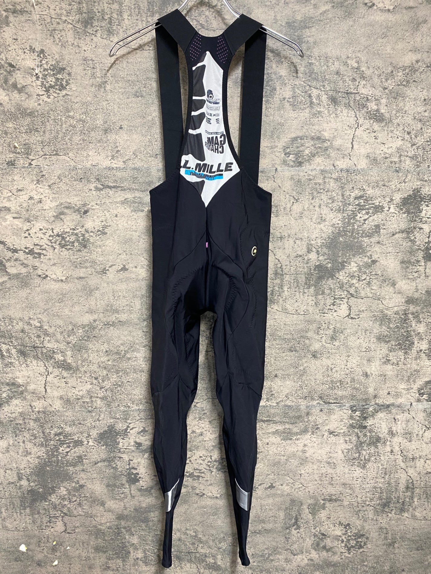 ASSOS LL. 【公式通販】 黒 サイズ:M ビブタイツ bonka 4.4 MILLE LL. ASSOS 黒 サイズ:M ビブタイツ bonka 4.4 MILLE ウェア