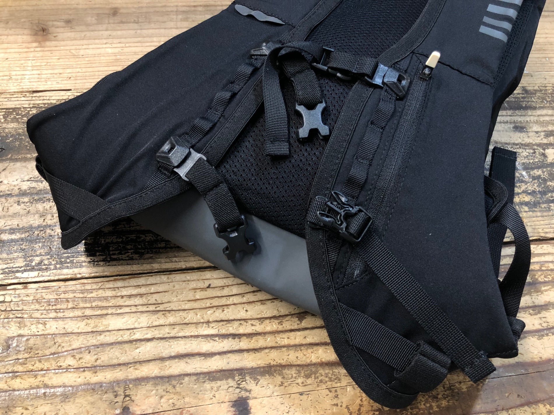 JZ113 ラファ Rapha PRO TEAM LIGHTWEIGHT BACKPACK リュック バック