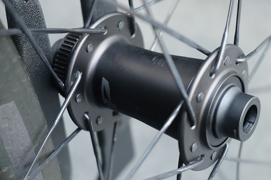 ジップ ZIPP ファイアクレスト ディスク 303 FIRECREST DISC カーボン チューブレス ホイールセット シマノ12/11S 【東京南麻布店】