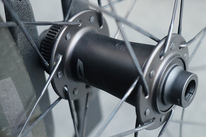 ジップ ZIPP ファイアクレスト ディスク 303 FIRECREST DISC カーボン チューブレス ホイールセット シマノ12/11S 【東京南麻布店】