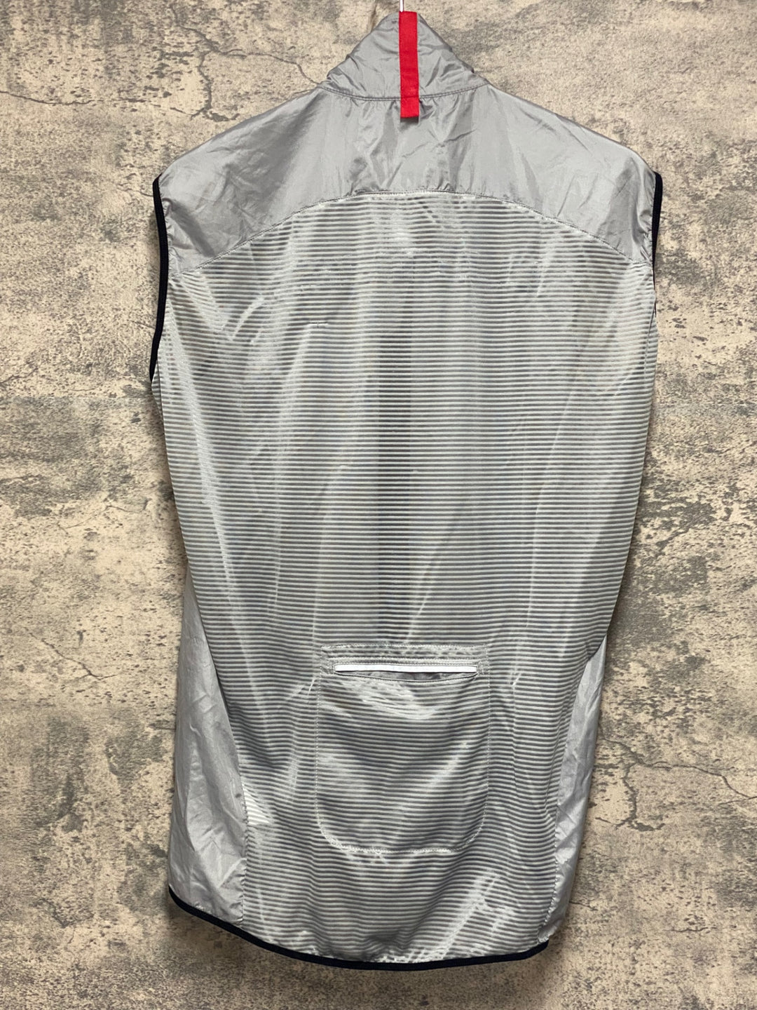 KP869 カステリ CASTELLI サイクルベスト ジレ グレー L